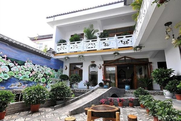 Hotel Blue Bird Nest Guest House (Dali)